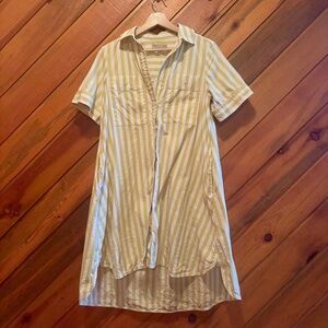 Everlane cotton Yellow and White Striped button down dress with pockets!
